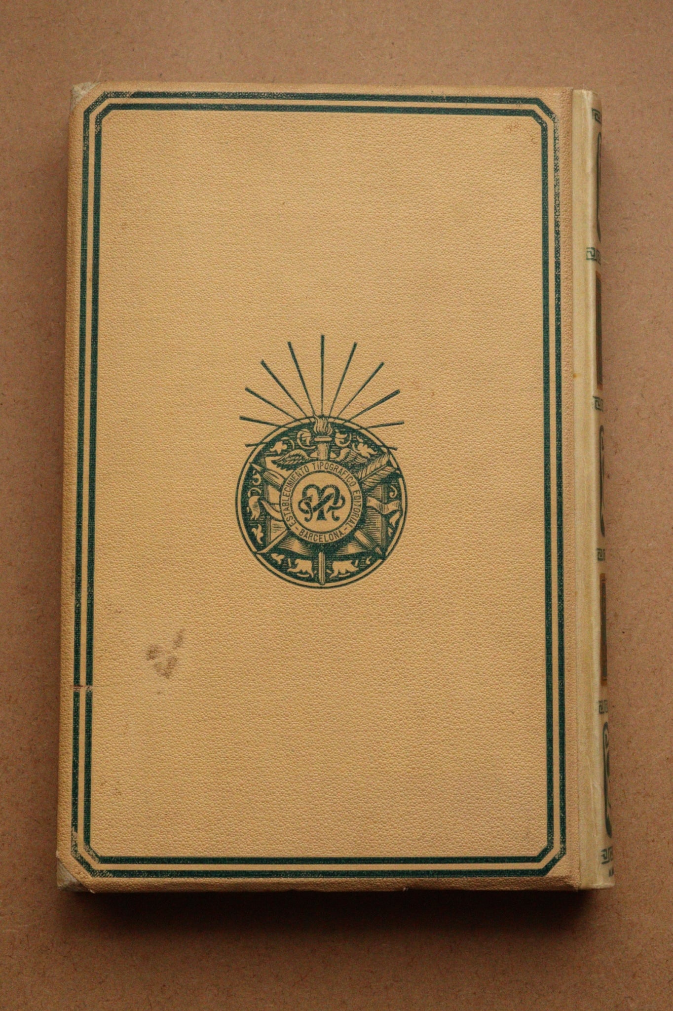 La Mujer y el Trabajo, Montaner y Simón, 1914