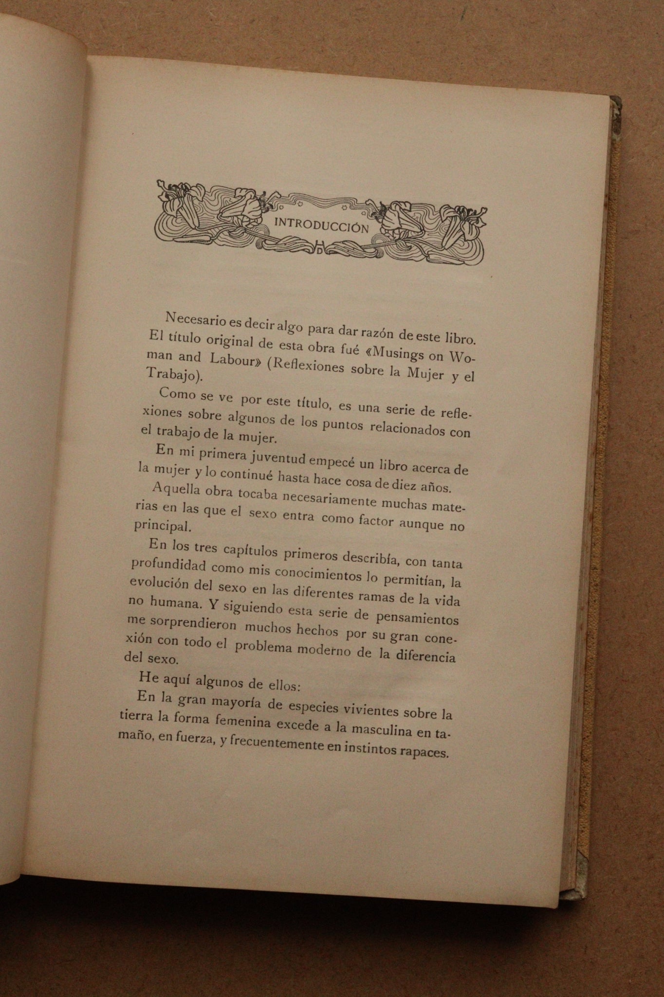 La Mujer y el Trabajo, Montaner y Simón, 1914