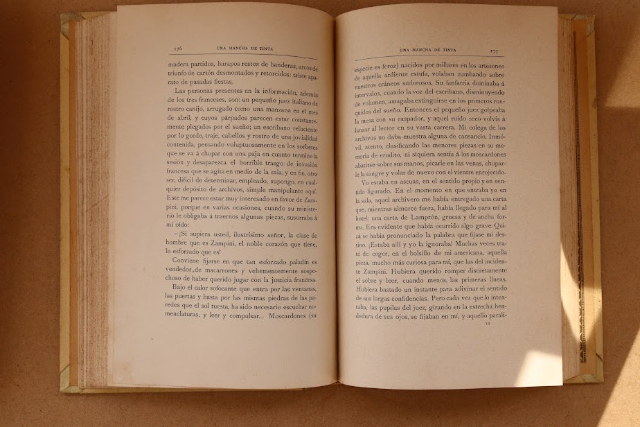 Una mancha de tinta, Montaner y Simón, 1903