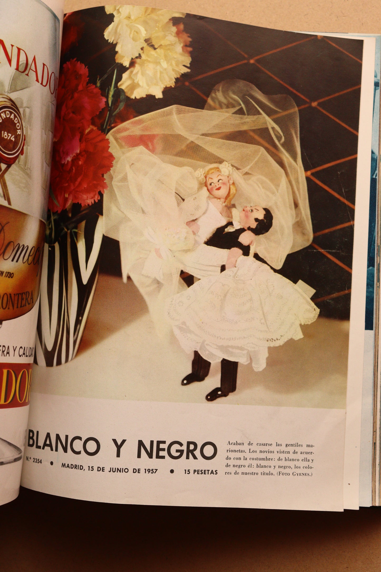 Blanco y Negro, Revista Semanal Ilustrada, 1957